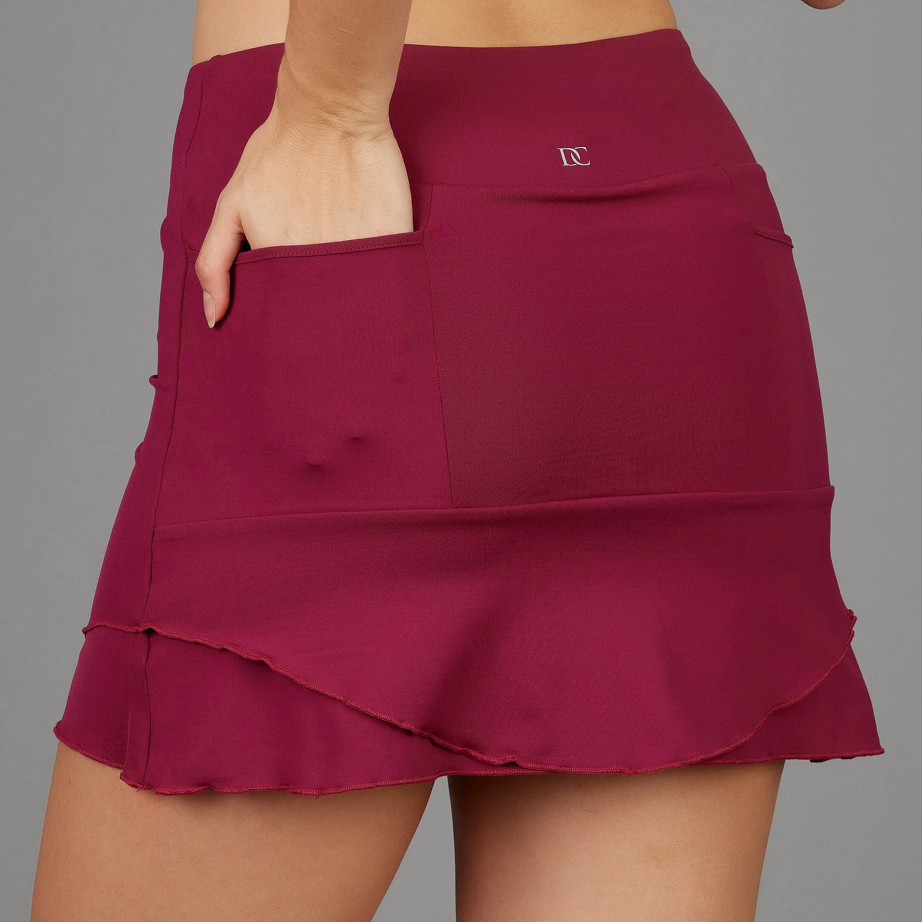 Dash Straight Skort (ruby)