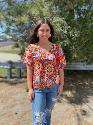 Elsie - A Printed V-Neck Half Sleeve Top