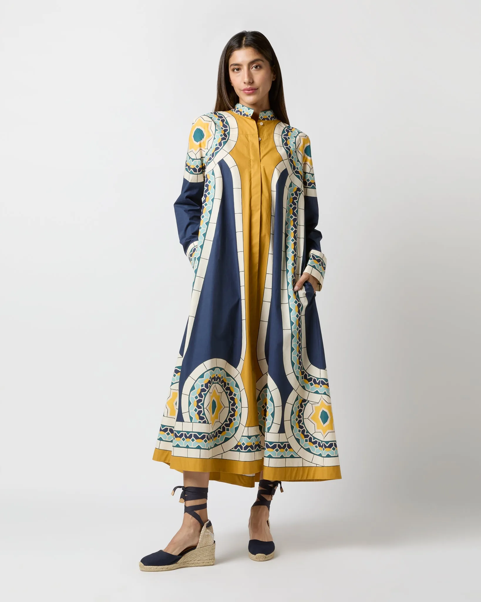 Sundowner Dress in Blue Mudejar Placée Cotton Popeline