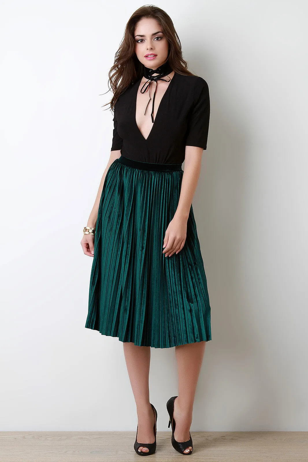 Velvet Accordion Pleat High Waist Skirt